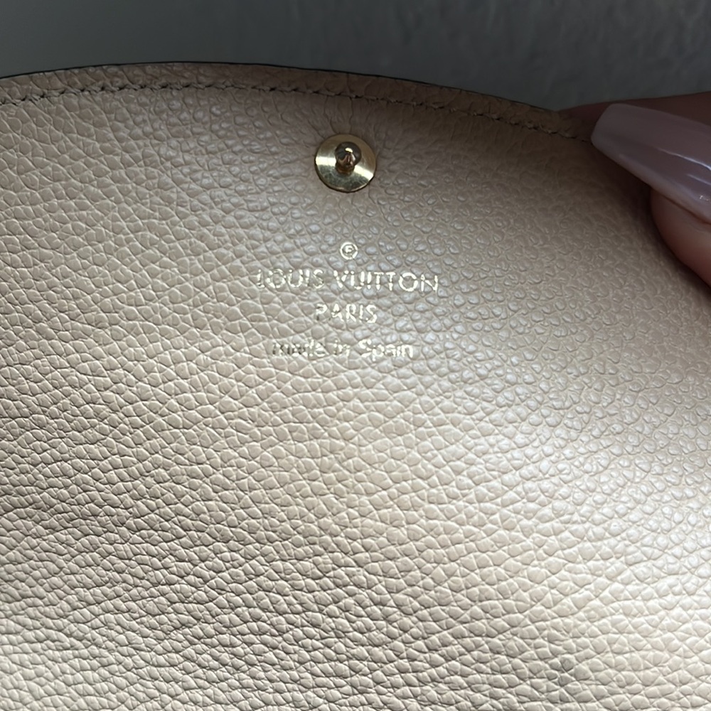 louis vuitton wallet - Picture 7 of 9